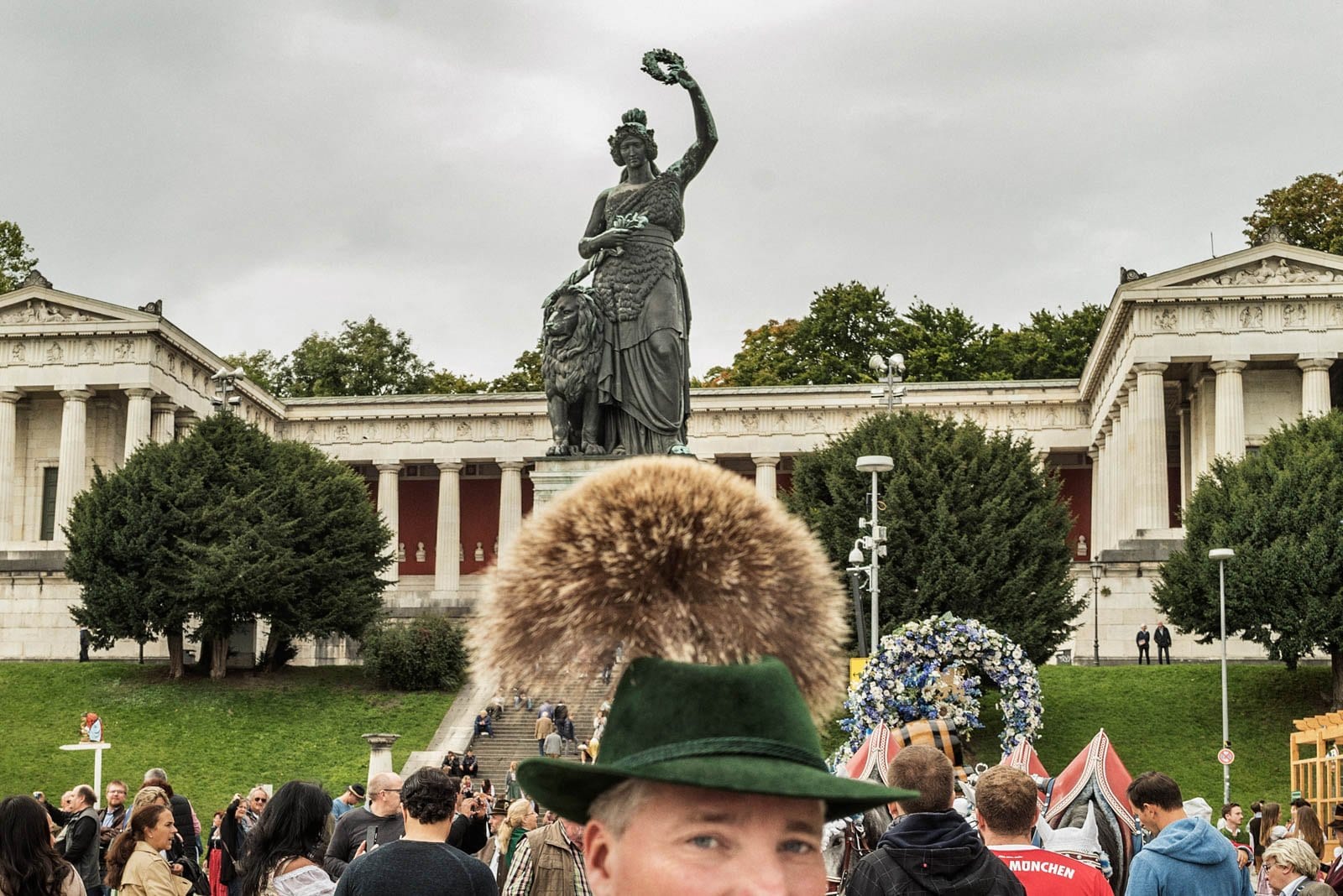Oktoberfesta — Riccardo Cattaneo