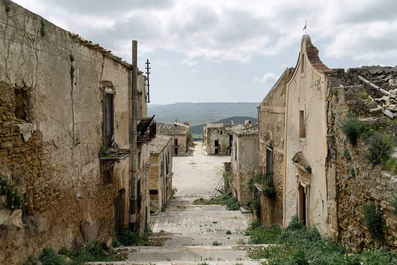 Terremoto — Giorgio Scalici